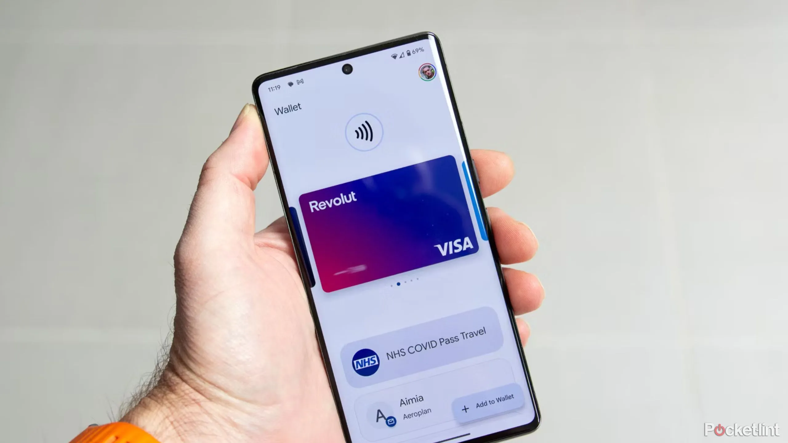 Giao diện ứng dụng Google Wallet trên điện thoại Android.