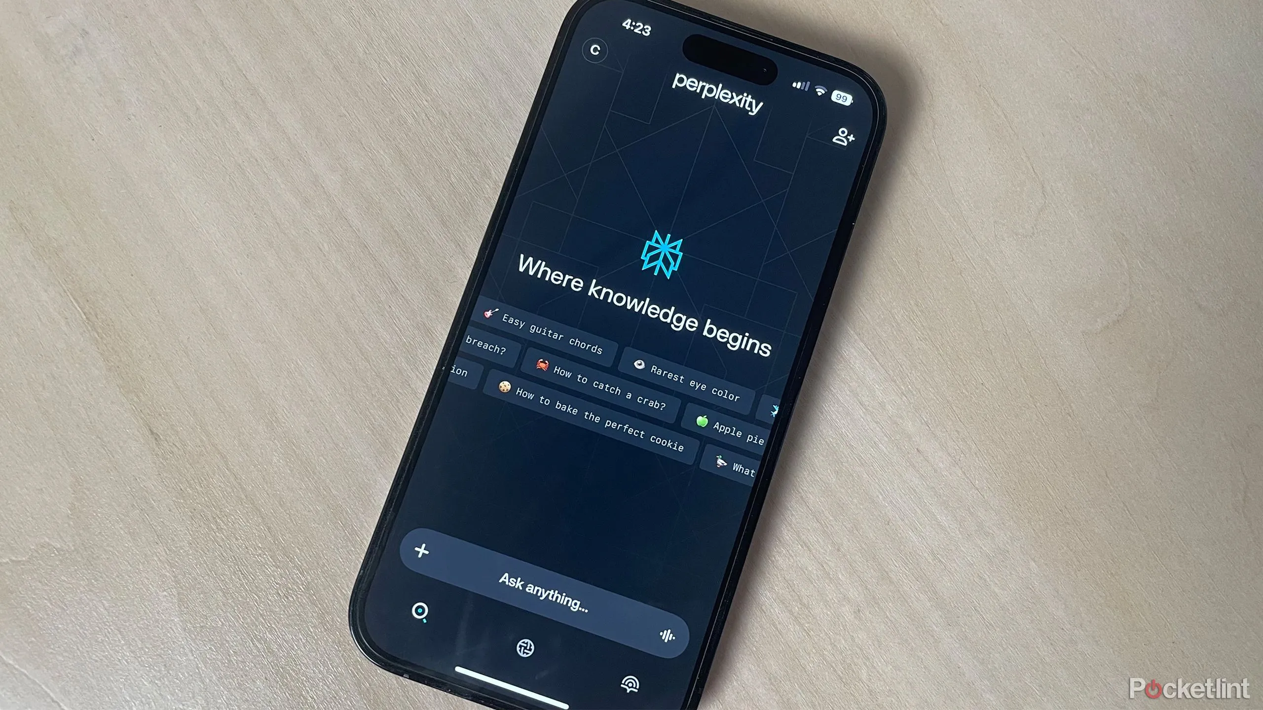 Giao diện ứng dụng Perplexity trên điện thoại, dịch vụ AI mà Samsung có thể tích hợp trên Galaxy S26.