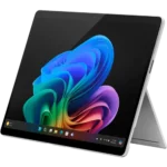 Máy tính bảng Microsoft Surface Pro 11 với bàn phím và bút