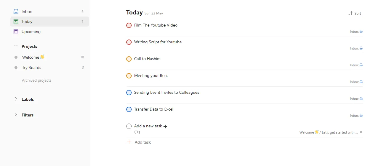 Giao diện ứng dụng quản lý công việc Todoist với cài đặt ưu tiên nhiệm vụ, minh họa việc phân loại công việc.