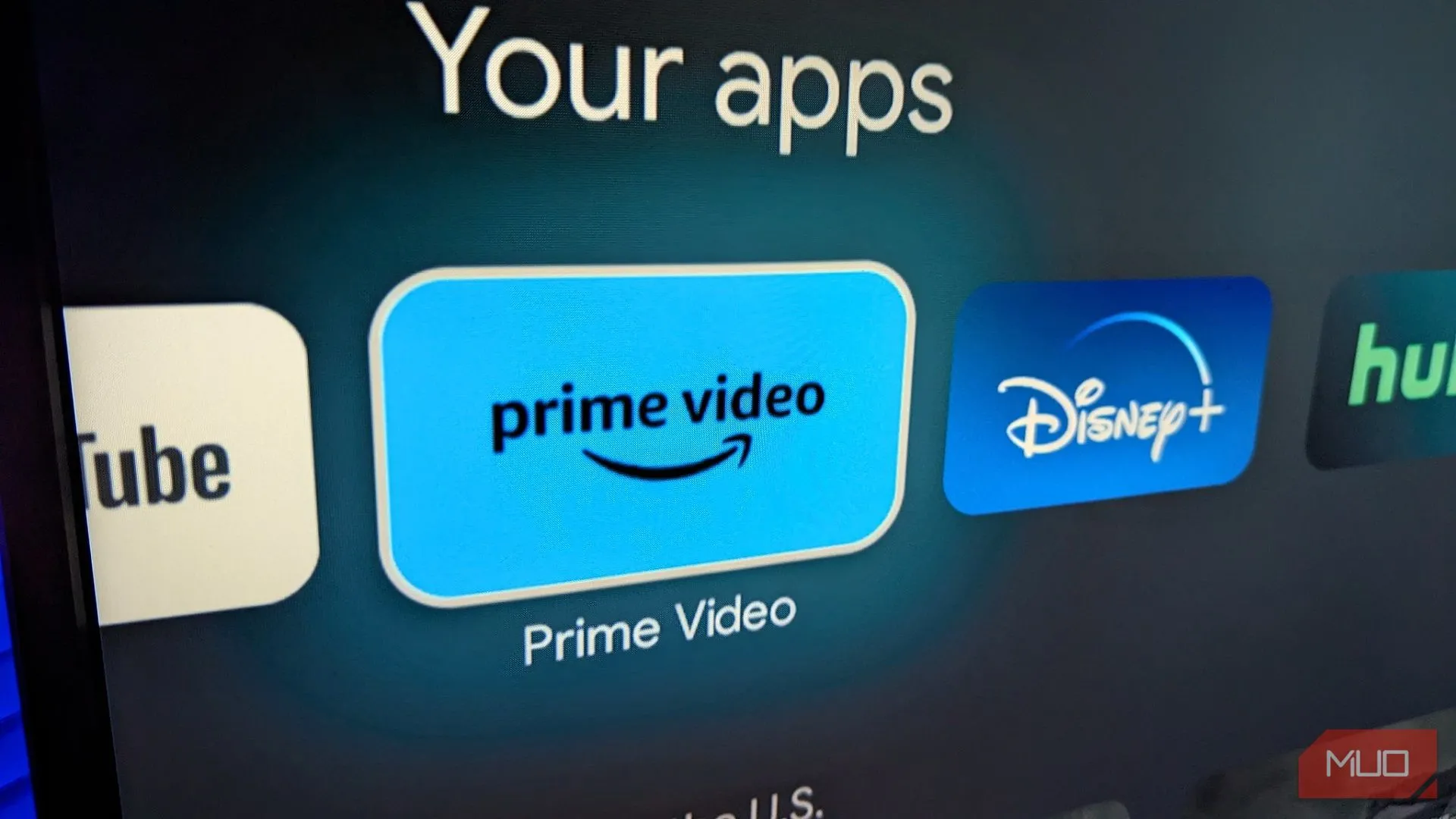 Biểu tượng Amazon Prime Video trên một chiếc Smart TV