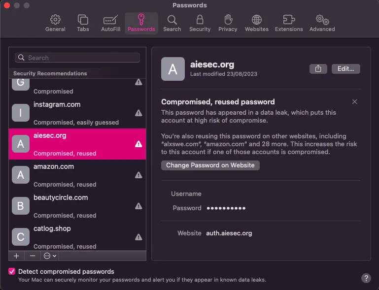 Các khuyến nghị bảo mật trong iCloud Keychain Passwords trên thiết bị Apple