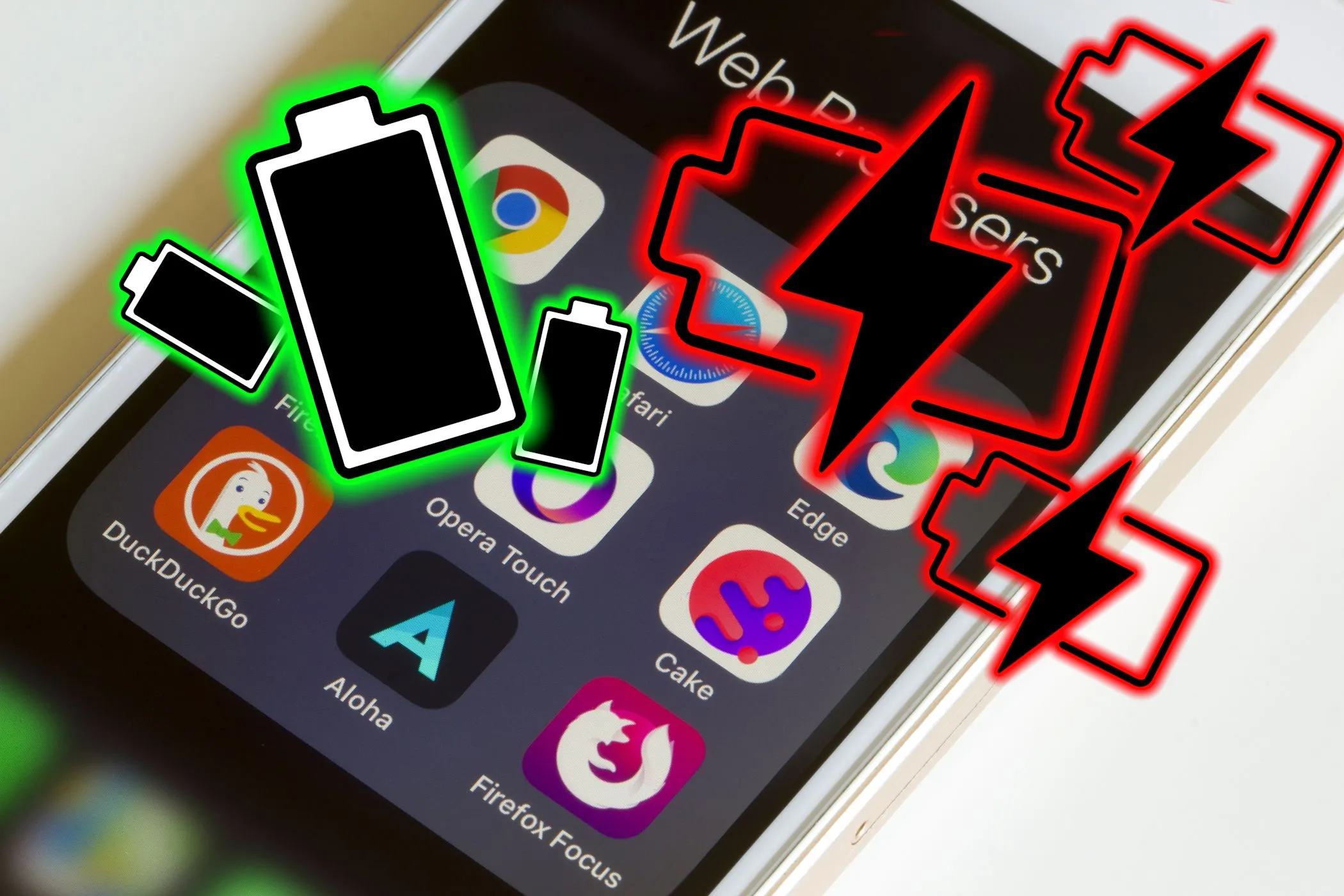 Các logo trình duyệt web trên màn hình smartphone đi kèm biểu tượng pin, minh họa mức tiêu thụ năng lượng khác nhau giữa các trình duyệt