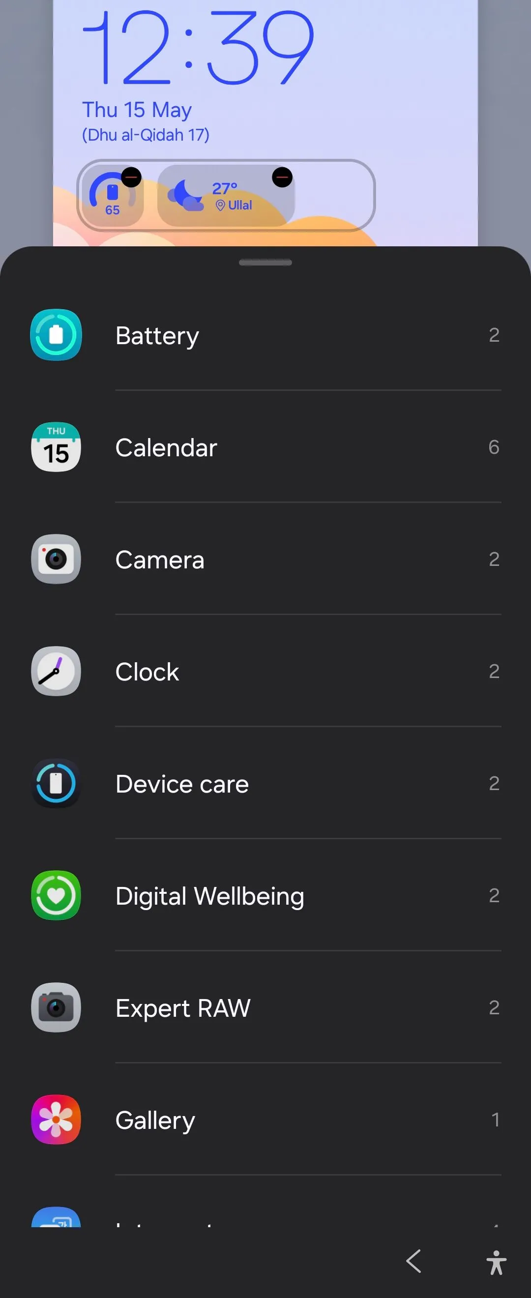 Các mini widget tiện lợi trên màn hình khóa Samsung Galaxy Z Flip 6 sau cập nhật One UI 7