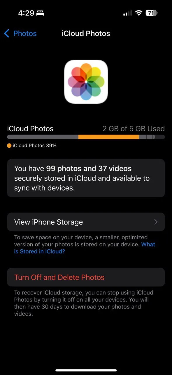 Cài đặt &quot;Tối ưu hóa dung lượng iPhone&quot; trong Ảnh iCloud, giúp iPhone lưu trữ các phiên bản ảnh có độ phân giải thấp hơn để tiết kiệm bộ nhớ thiết bị.