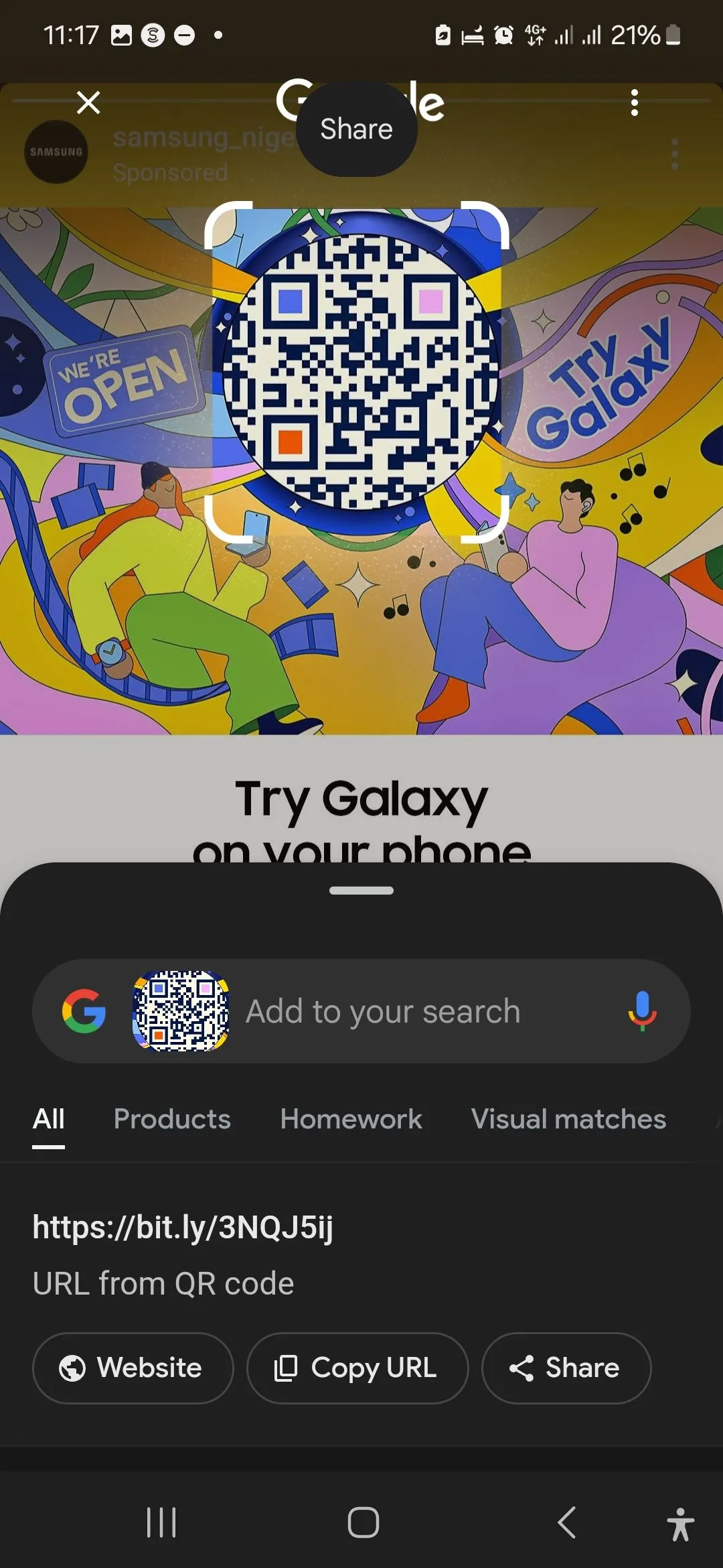 Circle to Search quét và hiển thị đường dẫn URL từ mã QR được khoanh tròn