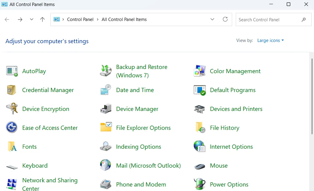 Cửa sổ Control Panel hiển thị tất cả các mục cài đặt hệ thống trên Windows 11, cung cấp quyền truy cập toàn diện vào các tùy chỉnh nâng cao.