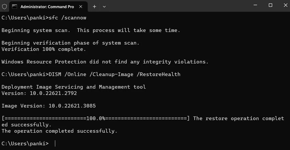 Cửa sổ dòng lệnh hiển thị quá trình quét System File Checker (SFC) và DISM để kiểm tra lỗi hệ thống Windows