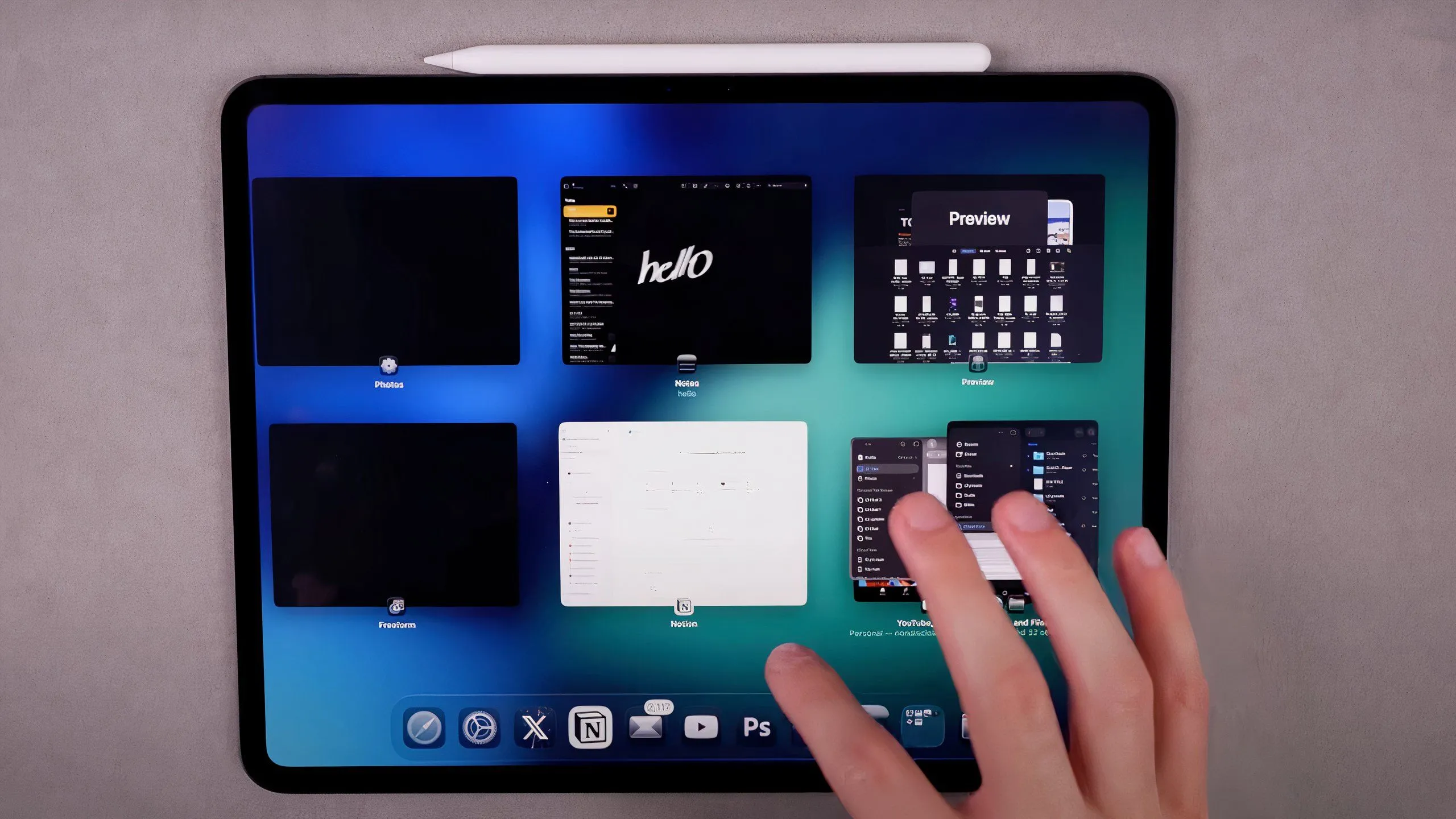 Exposé trong iPadOS 26 giúp chuyển đổi ứng dụng nhanh chóng, tương tự Mission Control của Mac