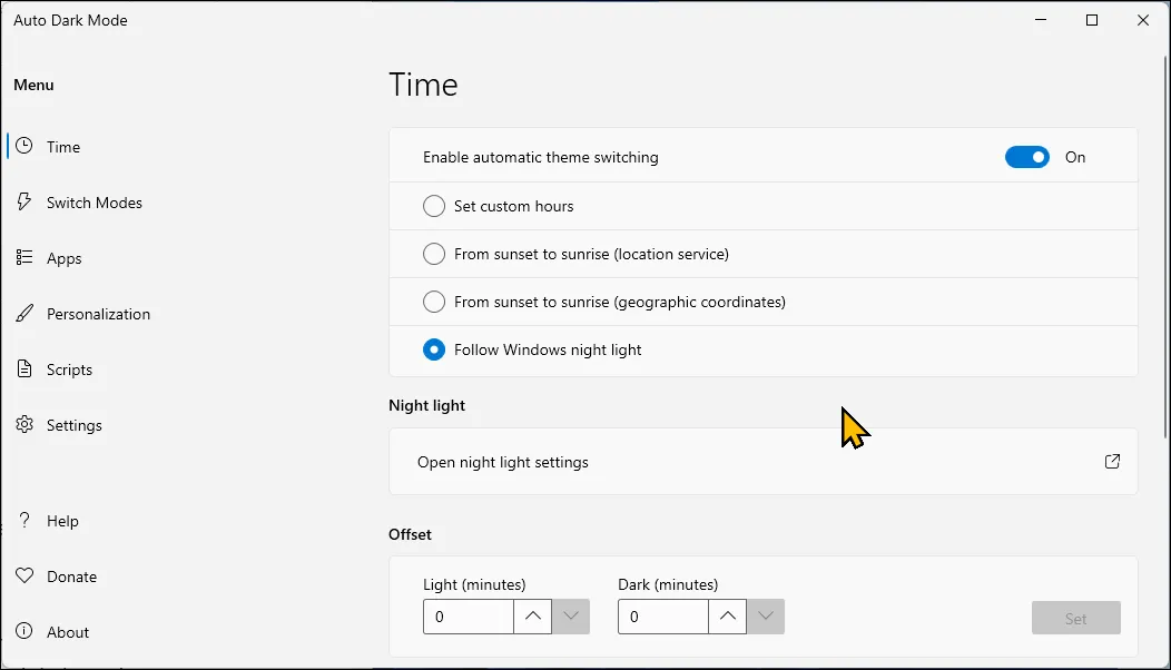 Giao diện cài đặt chế độ tối tự động của Auto Dark Mode trên Windows 11