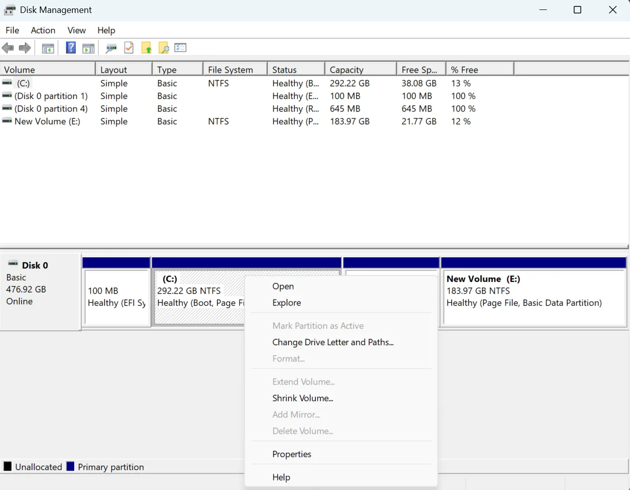 Giao diện công cụ Quản lý Đĩa trong Windows 11 hiển thị các tùy chọn phân vùng ổ cứng, giúp người dùng dễ dàng phân chia ổ đĩa để bảo mật dữ liệu.