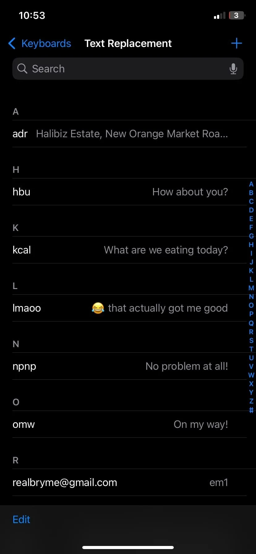 Giao diện quản lý các phím tắt Thay thế văn bản trên iPhone, nơi người dùng có thể thêm hoặc chỉnh sửa các cụm từ và phím tắt