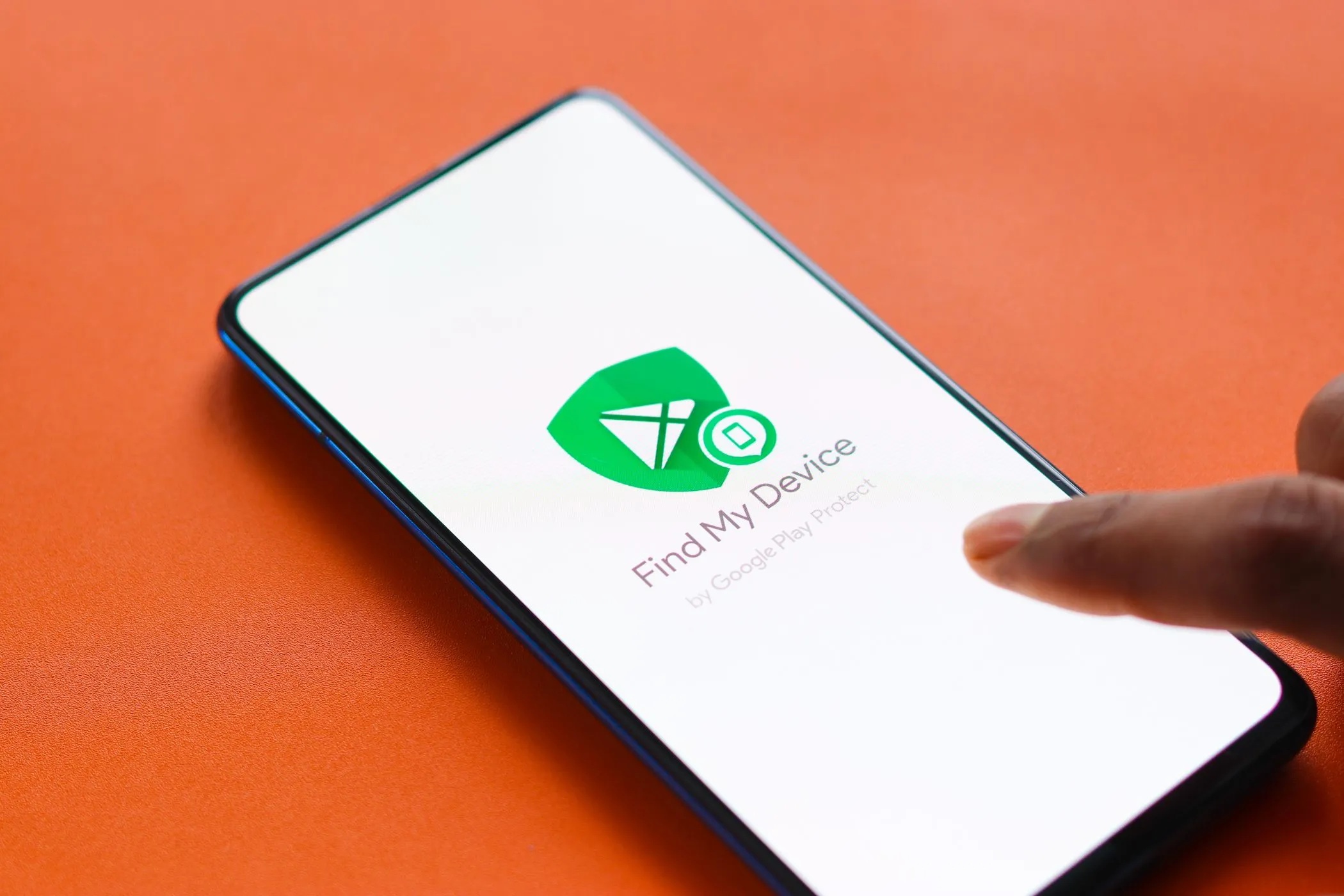 Giao diện ứng dụng Find My (Tìm thiết bị) trên điện thoại Android
