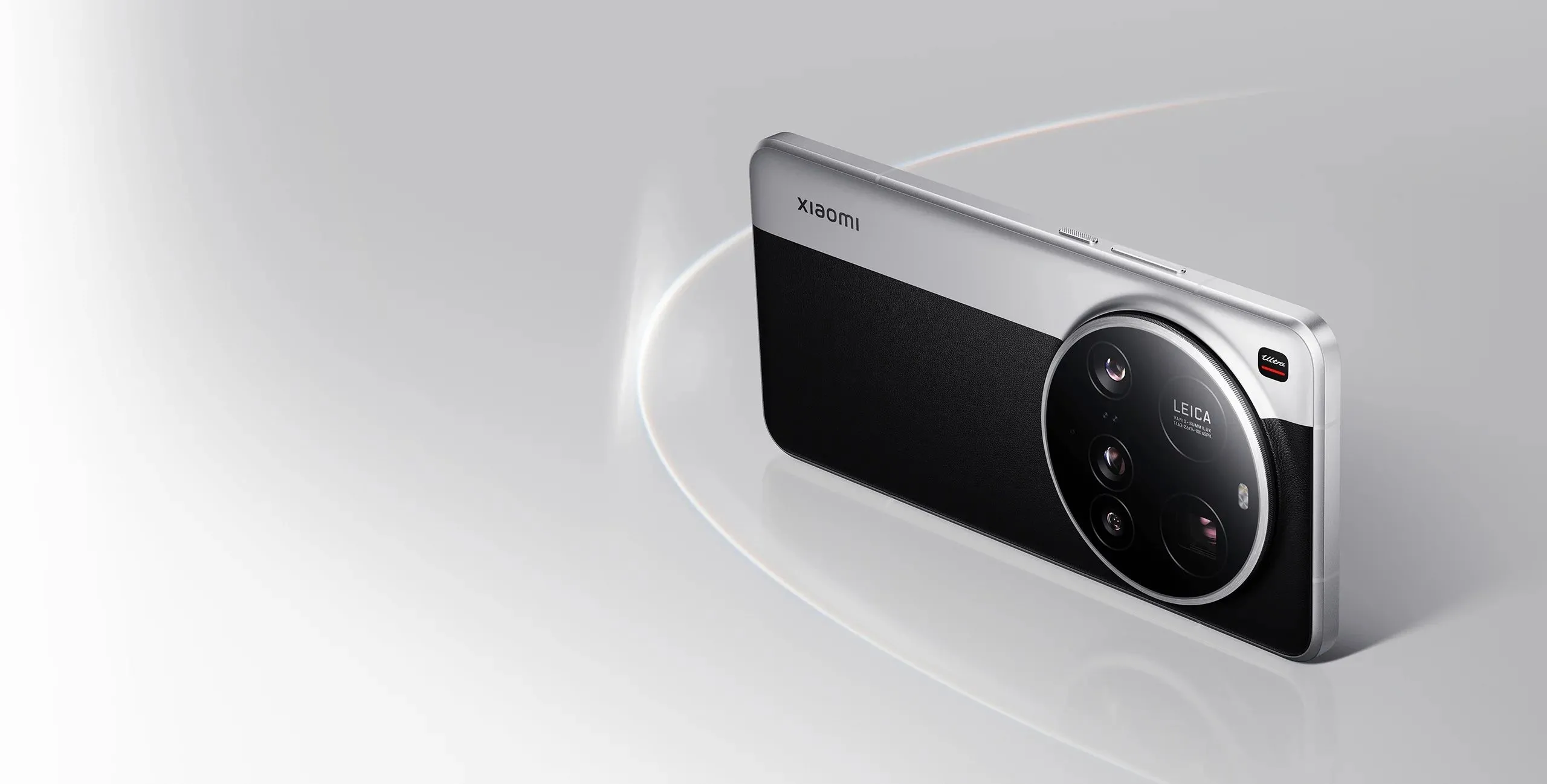 Hình ảnh sản phẩm điện thoại Xiaomi 15 Ultra với cụm camera tròn lớn
