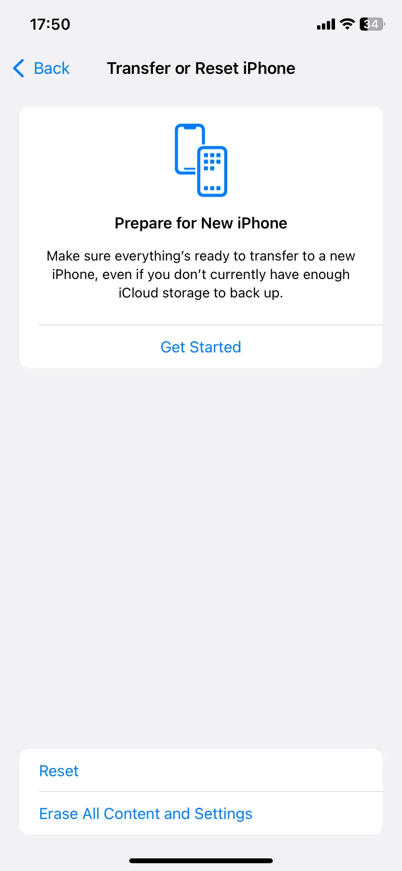 Màn hình Chuyển hoặc Đặt lại iPhone hiển thị tùy chọn đặt lại mạng