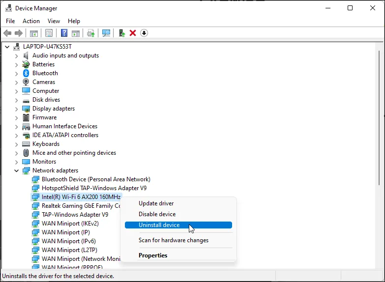 Màn hình Device Manager của Windows 11 hiển thị tùy chọn Uninstall Device cho bộ điều hợp mạng