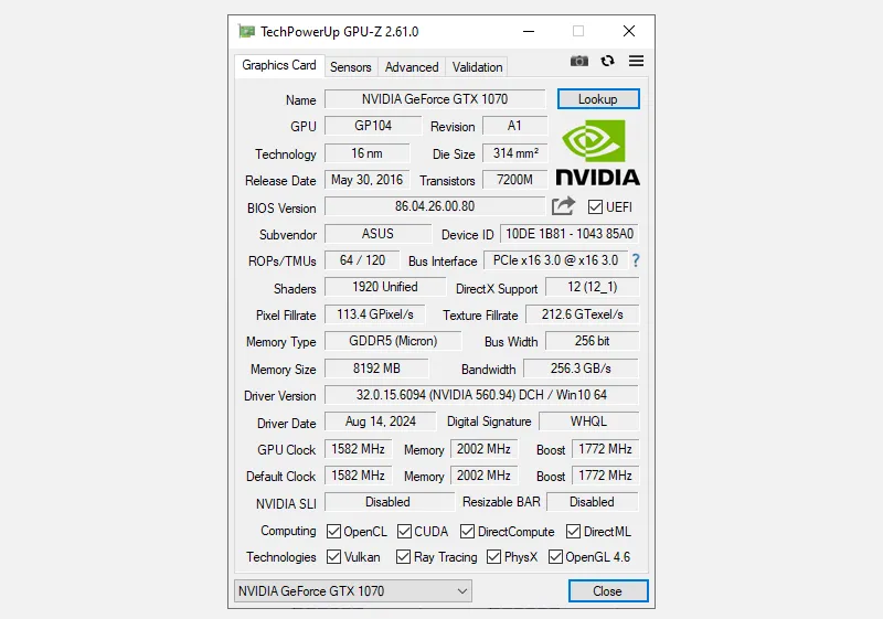 Màn hình GPU-Z cho thấy thông số Default Clock và GPU Clock của card đồ họa, giúp so sánh tần số gốc và tần số hiện tại