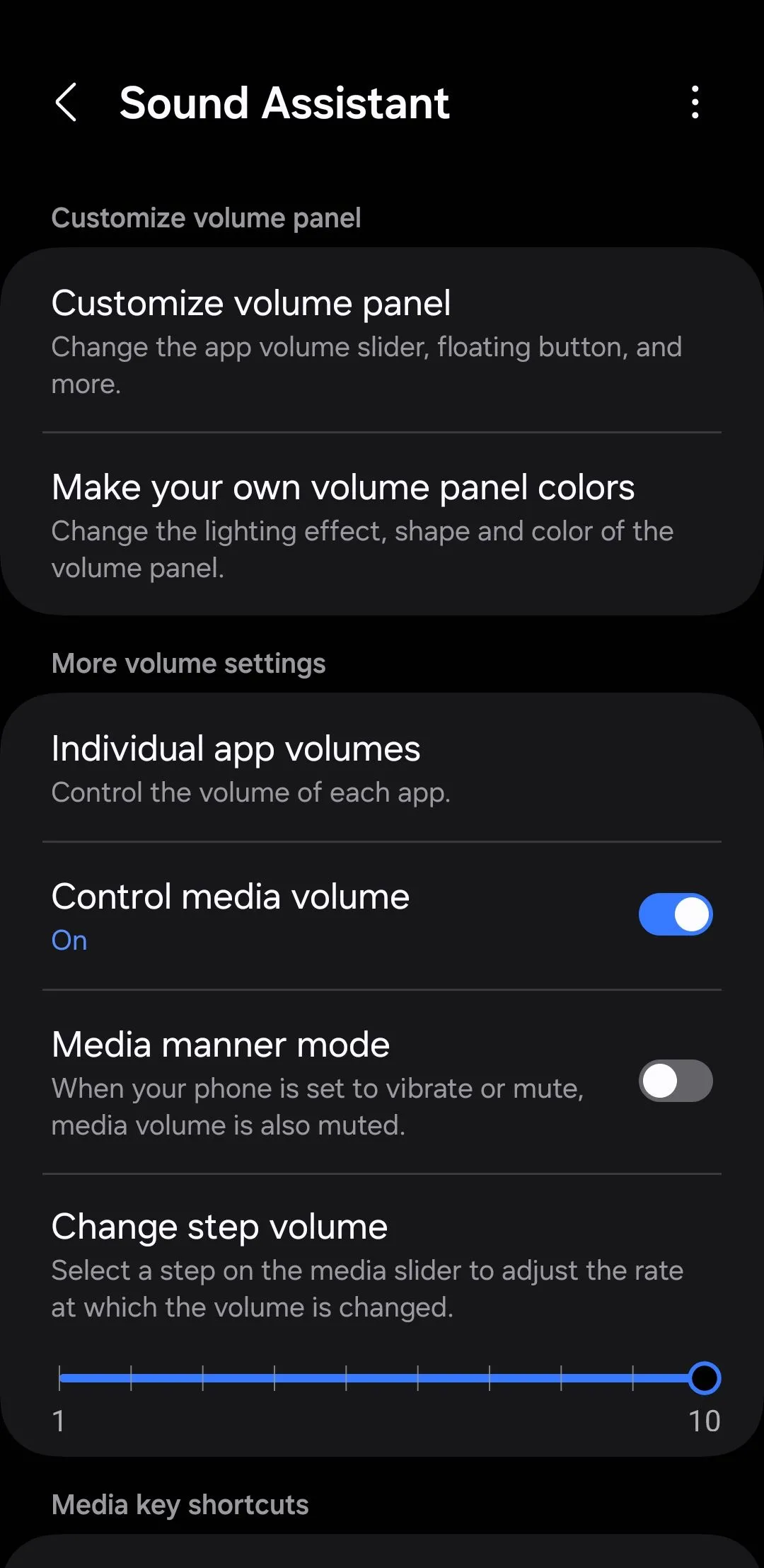 Màn hình ứng dụng Sound Assistant trên điện thoại Samsung hiển thị tùy chọn điều chỉnh âm lượng từng ứng dụng
