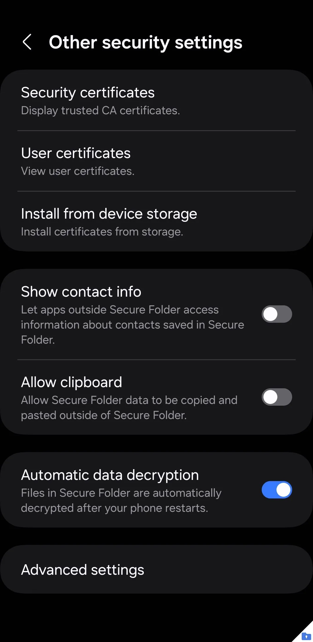 Menu cài đặt bảo mật khác của Thư mục Bảo mật trên điện thoại Samsung, hiển thị tùy chọn tự động giải mã dữ liệu.