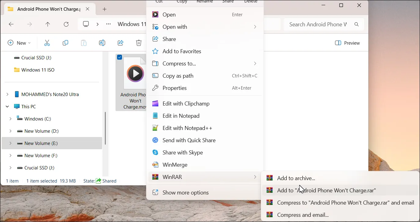 Menu chuột phải WinRAR trong File Explorer để thêm vào kho lưu trữ