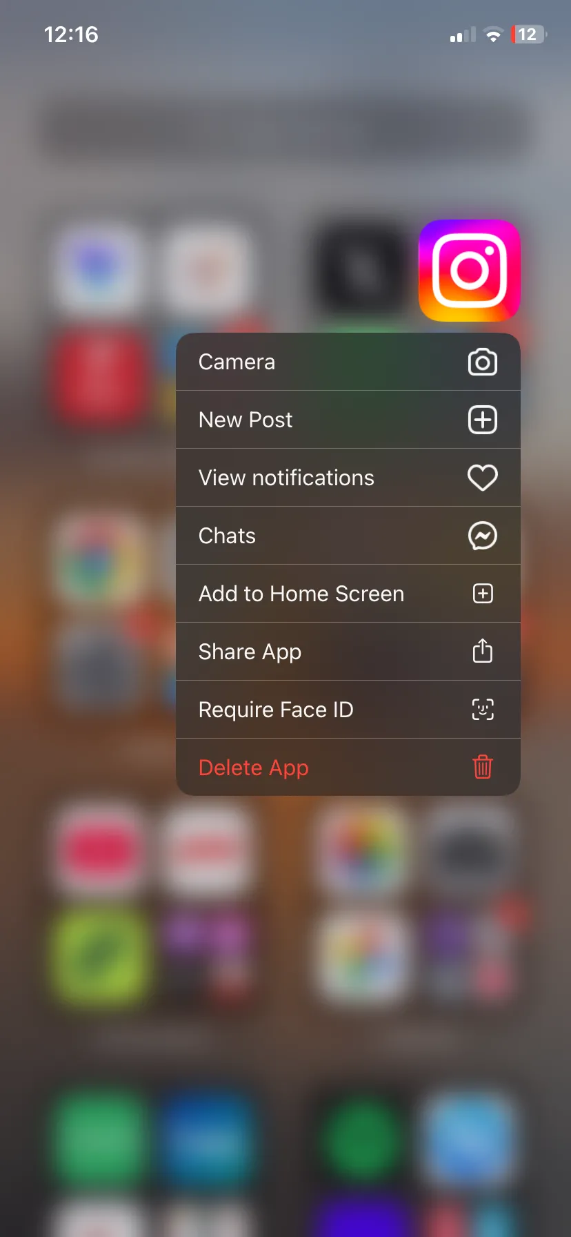 Menu hành động nhanh của ứng dụng Instagram trên iOS