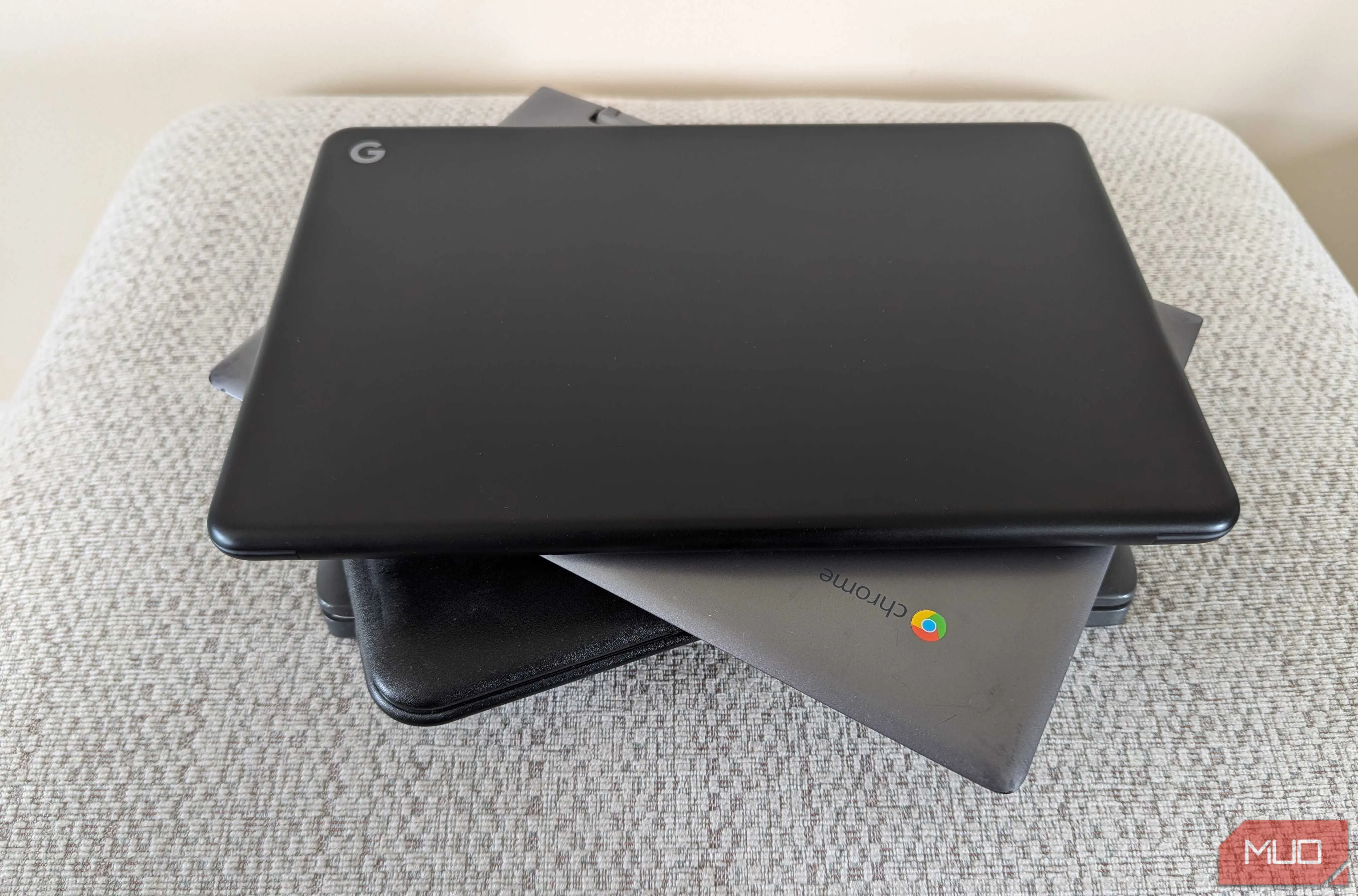 Nhiều mẫu Chromebook với thiết kế mỏng nhẹ, lý tưởng cho người dùng di động
