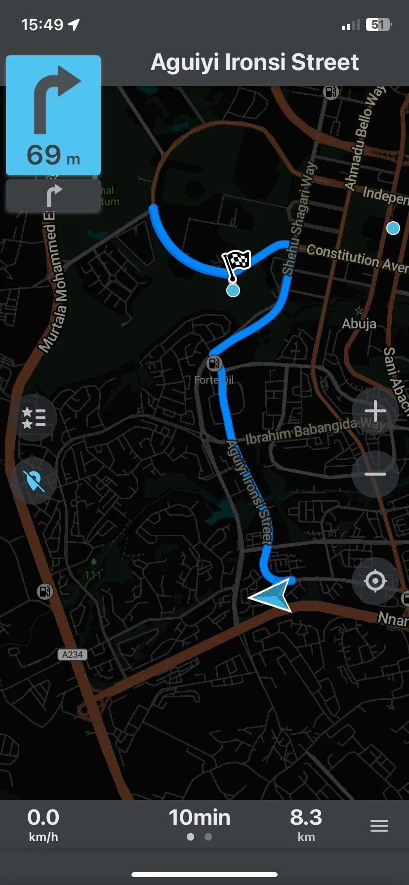 Organic Maps đang hiển thị lộ trình điều hướng offline, tối ưu cho người dùng ưa sự riêng tư.