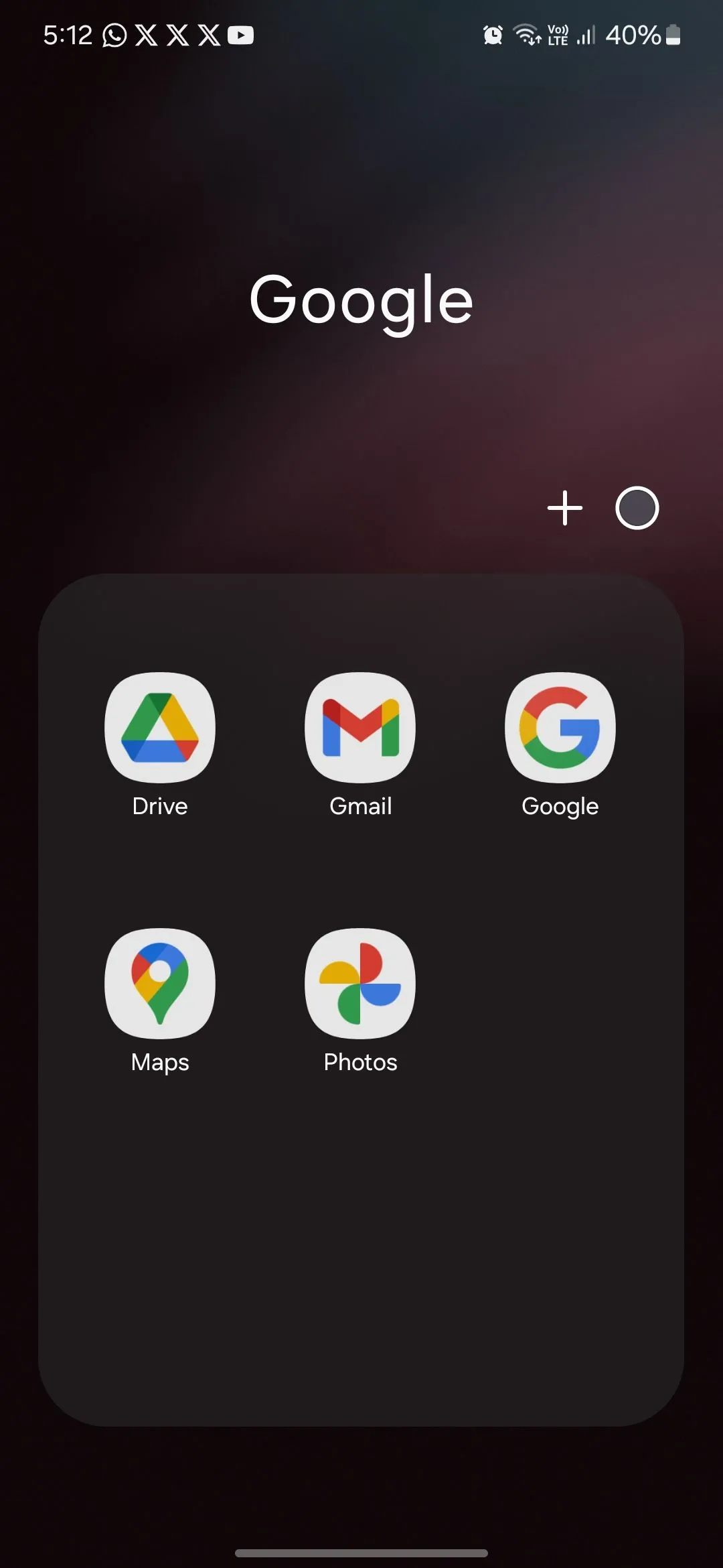 Thư mục ứng dụng tên Google trên điện thoại Samsung hiển tả các ứng dụng được cài đặt sẵn
