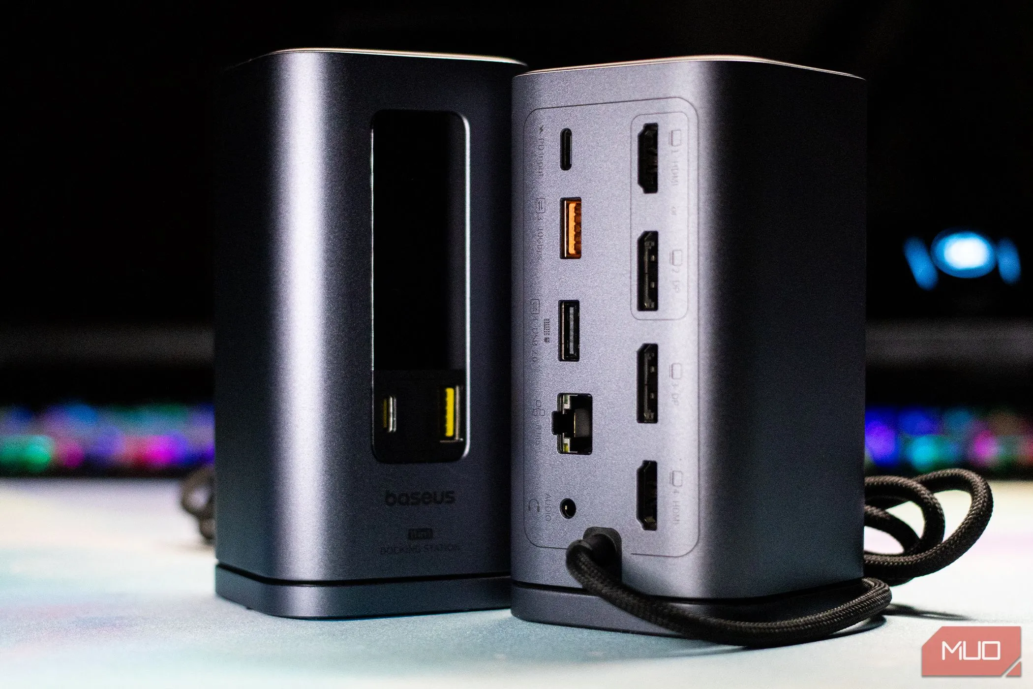 Tổng hợp các cổng phía sau của Baseus Spacemate phiên bản Windows, bao gồm hai DisplayPort và hai HDMI