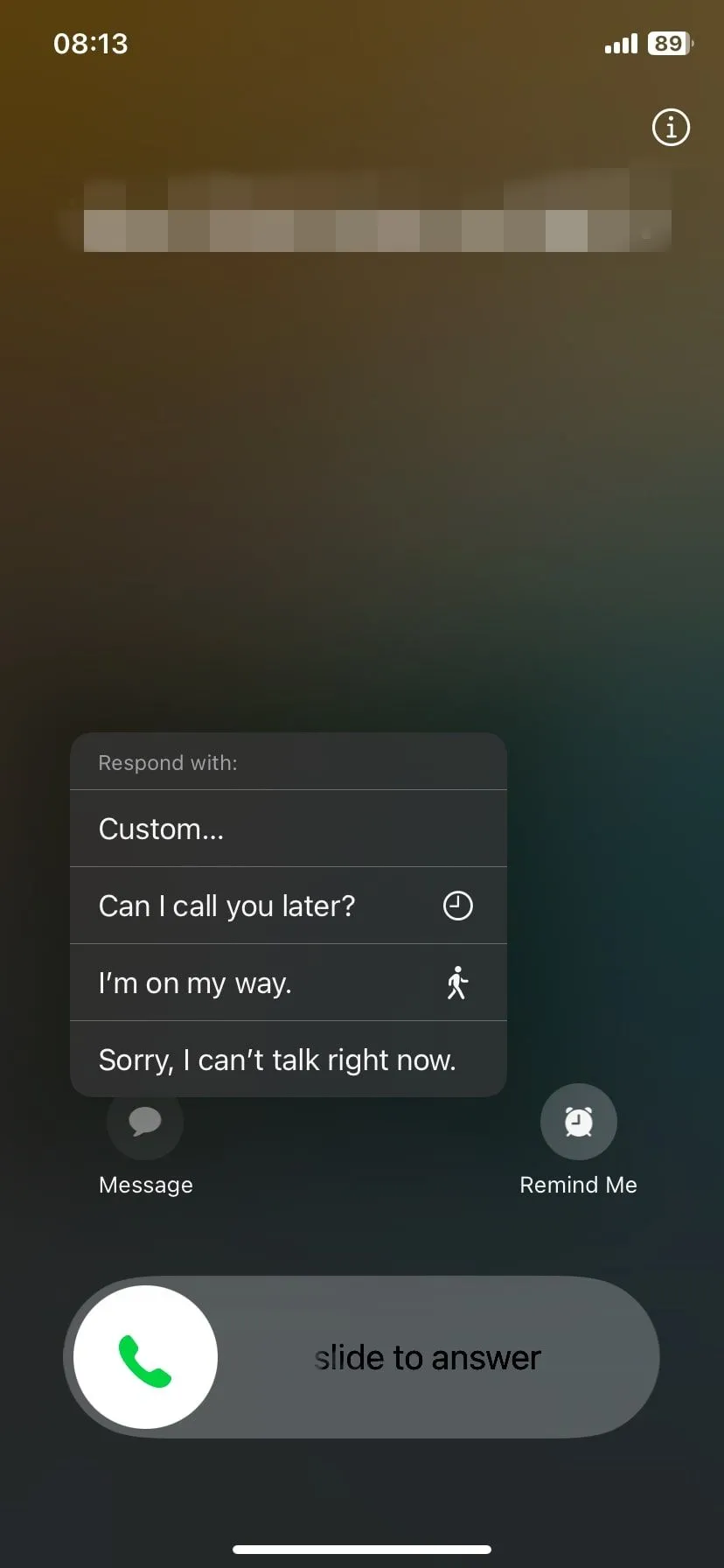Tùy chọn tin nhắn trả lời nhanh khi có cuộc gọi đến trên iPhone, hiển thị các mẫu tin nhắn soạn sẵn.